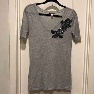 Lightweight grey tee